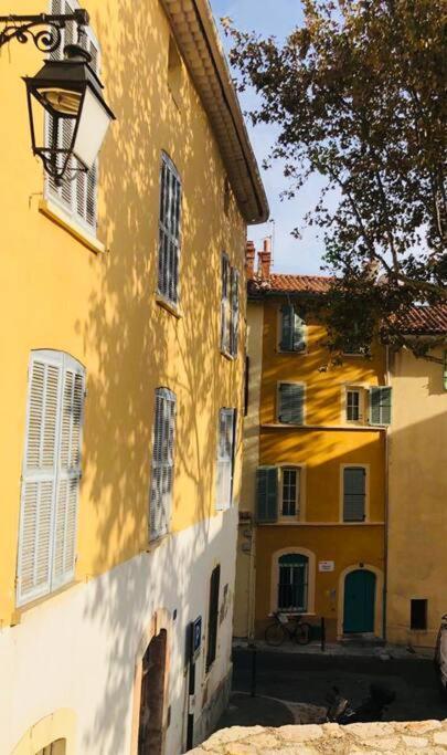 Studio Cosy Avec Deux Velos Coeur De Ville Hyères Exterior foto